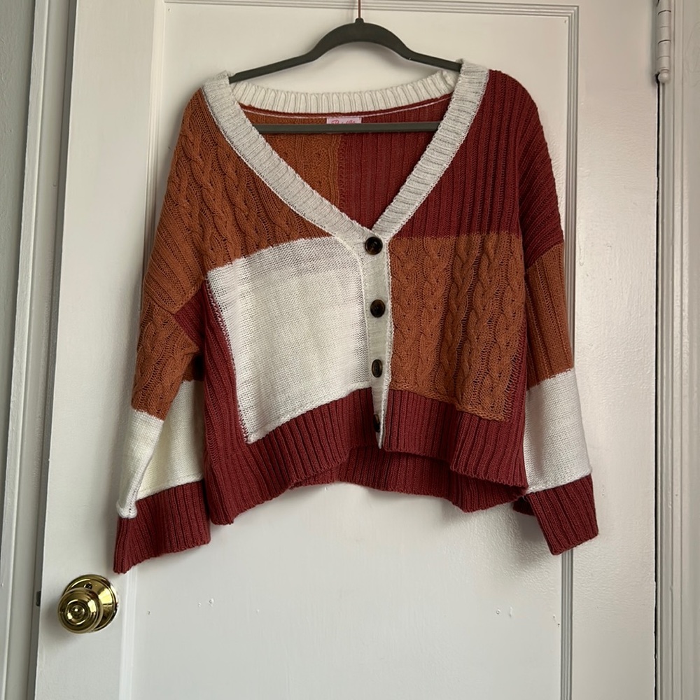 Multicolored sweater top